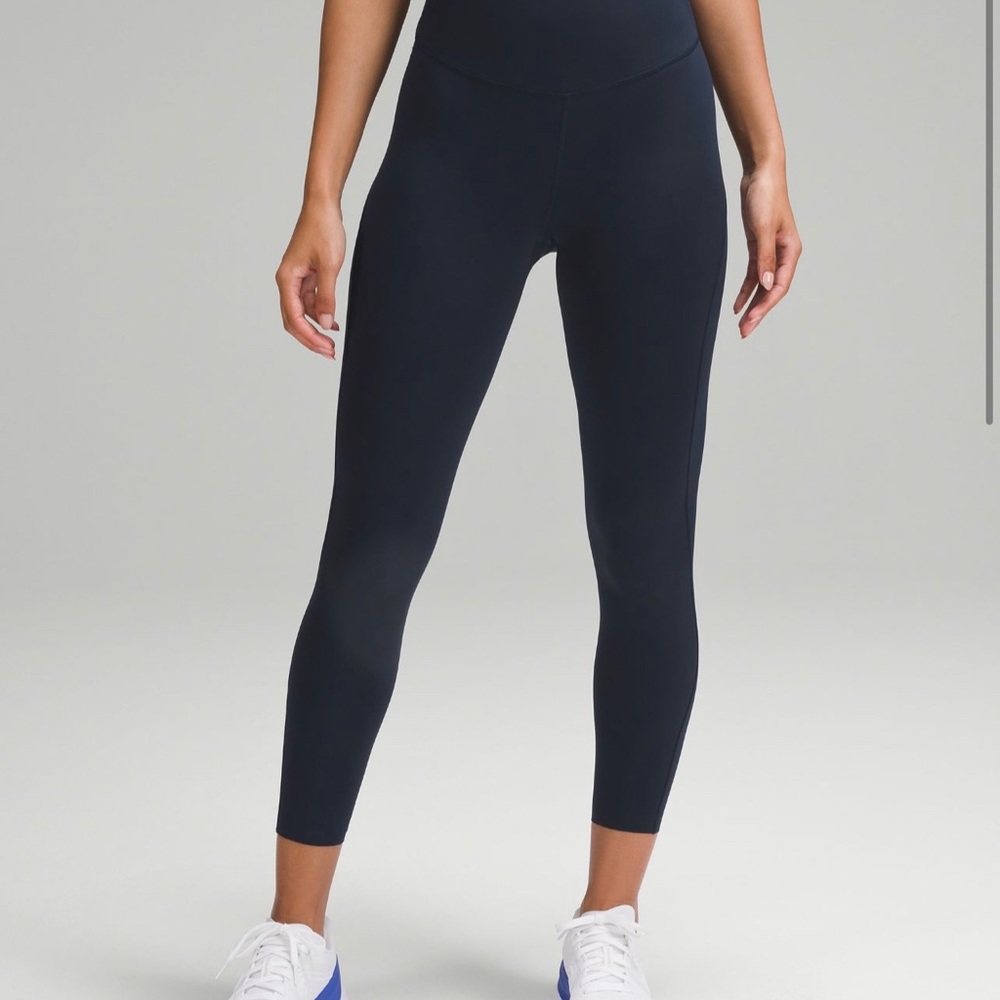 Lululemon Base Pace